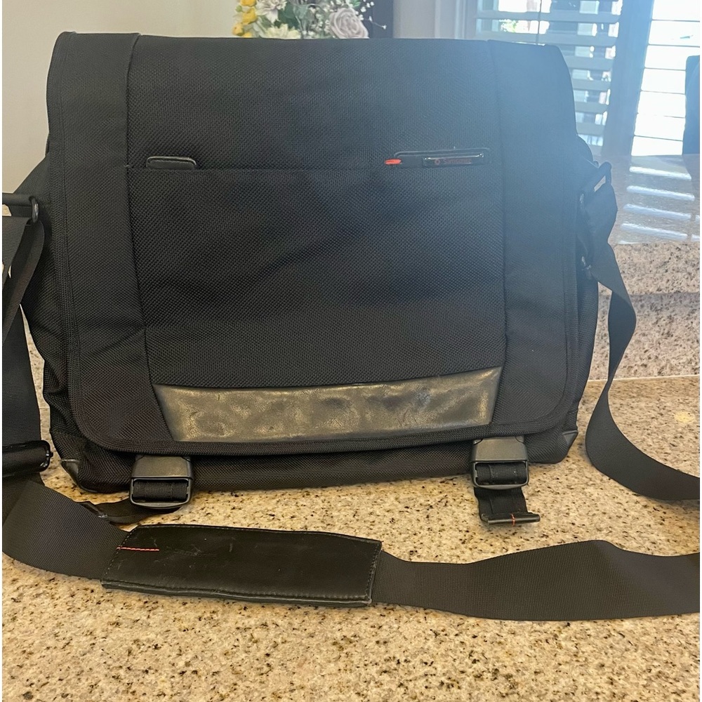Sacoche Vintage Samsonite Outlab U07 - Noire - Taille Large - Neuf Avec étiquettes
